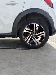 Citroen C3 2017 Citroën C3 III (2017-) 1.6 BlueHDi-thumb-24