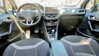 Peugeot 208 2014 Diesel AUTO F1-thumb-3