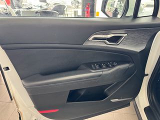 Kia Sportage 2023 1.6 DIESEL MILD HYBRID 48V 136PS TITANIUM AUTOMATIC-thumb-11
