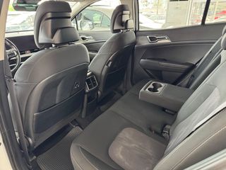 Kia Sportage 2023 1.6 DIESEL MILD HYBRID 48V 136PS TITANIUM AUTOMATIC-thumb-12