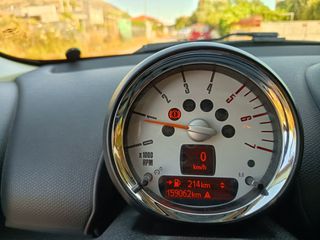 Mini Cooper D Countryman 2014 1.6 diesel-thumb-47