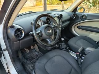 Mini Cooper D Countryman 2014 1.6 diesel-thumb-35