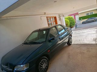 Ford Escort 1998 Ghia