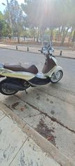 Piaggio Beverly 300i 2016-thumb-1