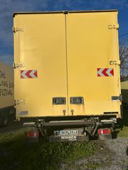 Φορτηγό Έως 7.5τ Mercedes-Benz 2011