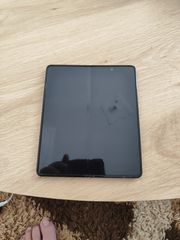 Samsung Galaxy Z fold4-thumb-2