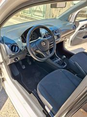 Volkswagen Up 2019-thumb-6