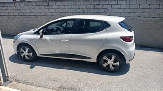 Renault Clio 2018-thumb-3