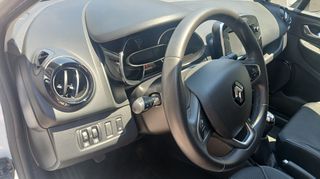 Renault Clio 2018-thumb-10