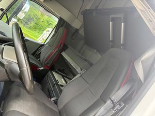 Volvo 2013 FH 13 460 XL ADR! FULL SPOILER-thumb-29