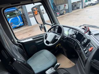 Volvo 2013 FH 13 460 XL ADR! FULL SPOILER-thumb-24