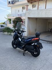 Yamaha XMAX 300 2019-thumb-4
