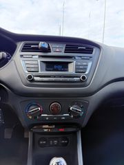 Hyundai i 20 2015 1.1 CRDI “Book Service”-thumb-22
