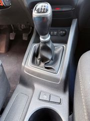 Hyundai i 20 2015 1.1 CRDI “Book Service”-thumb-23