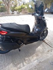 Piaggio Beverly 400 2023-thumb-2