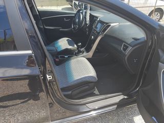 Hyundai i 30 2012 1.6 CRDI BLUE COMFORT-thumb-8
