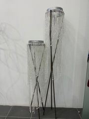 ΜΕΤΑΛΙΚΑ ΔΙΑΚΟΣΜΗΤΗΚΑ ΜΕ ΙΡΙΔΙΖΟΥΣΕΣ ΧΑΝΤΡΕΣ