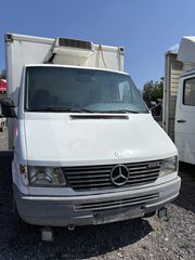 Mercedes-Benz Sprinter 2000-thumb-2
