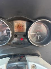 Gilera GP 800 2009-thumb-3