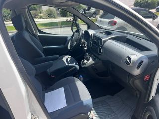 Citroen Berlingo 2011 1.6 HDI-thumb-9