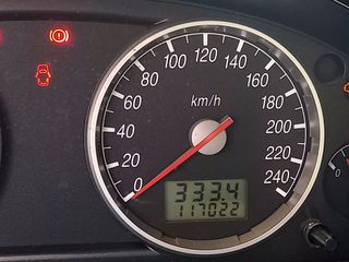 Ford Mondeo 2003 GHIA 2.0 145 HP FULL EXTRA-thumb-6