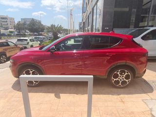 Alfa Romeo Tonale 2023 1.3 280HP PHEV Q4-thumb-7