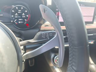 Alfa Romeo Tonale 2023 1.3 280HP PHEV Q4-thumb-13