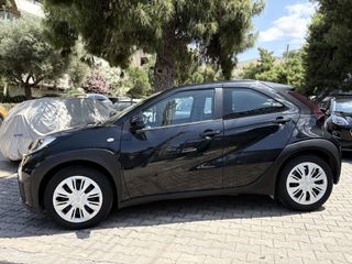 Toyota Aygo (X) 2023 72hp 5MT X-Play 1.0-thumb-7