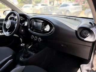 Toyota Aygo (X) 2023 72hp 5MT X-Play 1.0-thumb-12