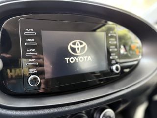 Toyota Aygo (X) 2023 72hp 5MT X-Play 1.0-thumb-21