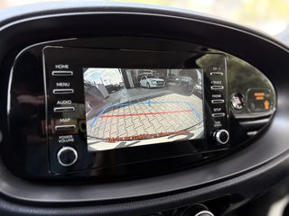Toyota Aygo (X) 2023 72hp 5MT X-Play 1.0-thumb-22