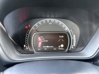 Toyota Aygo (X) 2023 72hp 5MT X-Play 1.0-thumb-24