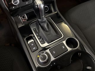 Volkswagen Touareg 2015 3.0D-thumb-9