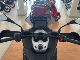 Aprilia SR GT 400 2026-thumb-6