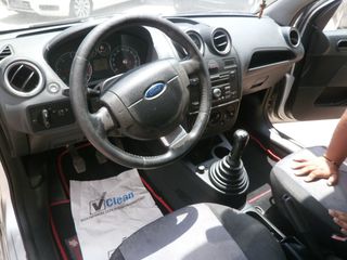 Ford Fiesta 2007-thumb-10
