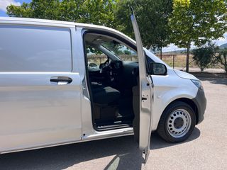 Κλούβα Mercedes-Benz 2022 Vito 116-thumb-16