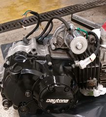 MOTER DAITONA 125 ΜΕ ΚΑΡΜΠΥΛΑΤΕΡ