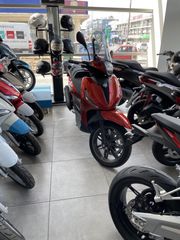 Piaggio Beverly 300 2023 s-thumb-3