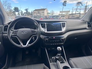 Hyundai Tucson 2017-thumb-25
