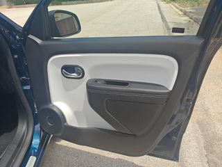 Renault Twingo 2021 Electric drive 60 kW Intens-thumb-23