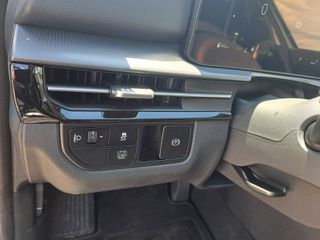 Kia Sportage 2026 TITANIUM FULL HYBRID-thumb-7