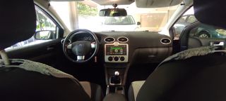Ford Focus 2006-thumb-6