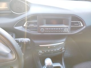 Peugeot 308 2018 ACCESS 1.2-thumb-10