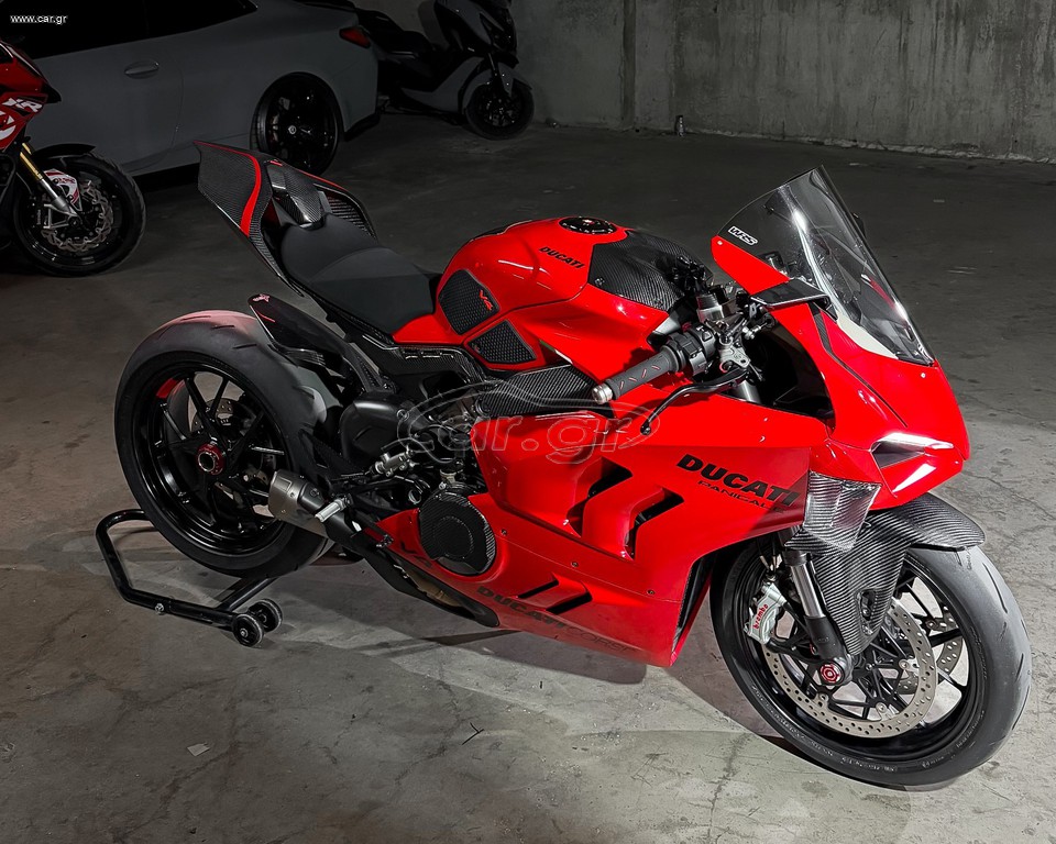 Ducati Panigale V4 2022 Akrapovic - full Carbon