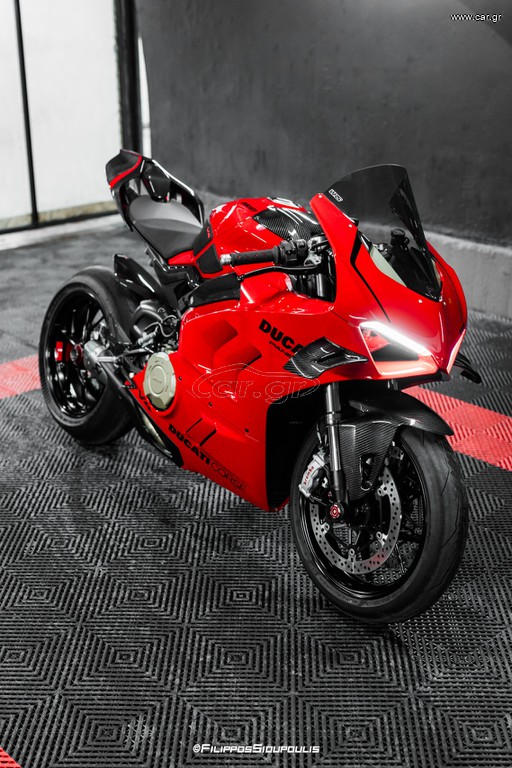 Ducati Panigale V4 2022 Akrapovic - full Carbon