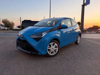 Toyota Aygo 2019 FACELIFT/ΖΑΝΤΕΣ/CAMERA/CAR-PLAY