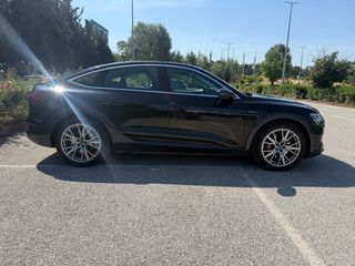 Audi e-tron 2023 Sportback 55 Quatro-thumb-4