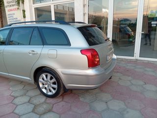 Toyota Avensis 2003 Touring, Traction control, cruise control turbo intercooler-thumb-7