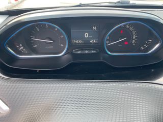 Peugeot 2008 2018 AYTOMATO EURO6 DIESEL NAVI-thumb-18