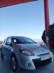 Renault Clio 2010-thumb-1